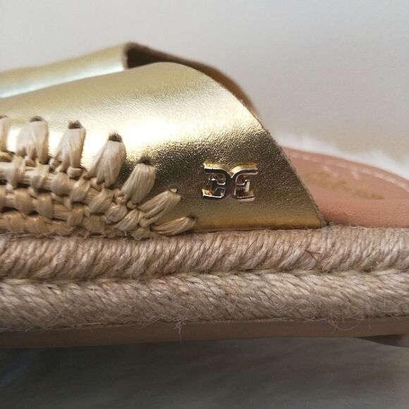 NWOT Sam Edelman Gold Metallic Esprilladres Slides Size 6 1/2 - Picture 6 of 6